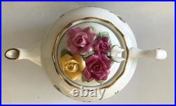 Royal Albert Old Country Roses 3D Rose Bouquet Butterfly Gold Trim Teapot