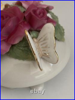 Royal Albert Old Country Roses 3D Rose Bouquet Butterfly Gold Trim Teapot