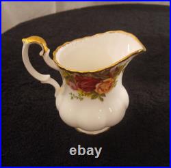 Royal Albert Old Country Roses 3 Piece Lot Teapot Cream & Sugar Holder Set Royal Albert Old Country Roses 3 Piece Lot Teapot Cream & Sugar Holder Set