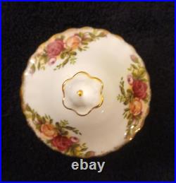 Royal Albert Old Country Roses 3 Piece Lot Teapot Cream & Sugar Holder Set Royal Albert Old Country Roses 3 Piece Lot Teapot Cream & Sugar Holder Set