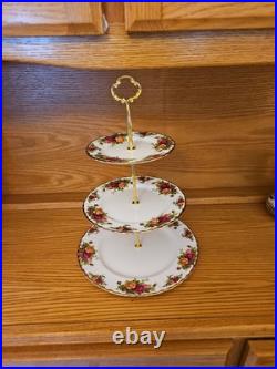 Royal Albert Old Country Roses 3 Tiers Cake Stand Bone China England