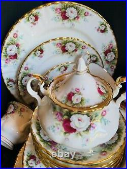 Royal Albert Old Country Roses 40 Piece Set