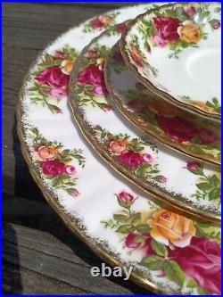 Royal Albert Old Country Roses 40pc DISH SET Timeless Elegance SERVICE FOR 6 NEW