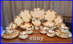 Royal Albert Old Country Roses 48 Piece Set withFree Items if you buy b4 Dec. 25