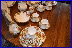 Royal Albert Old Country Roses 48 Piece Set withFree Items if you buy b4 Dec. 25