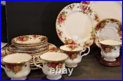 Royal Albert Old Country Roses 4 5 Piece Setting 20 Pieces