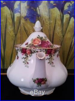 Royal Albert Old Country Roses 4 Cup Teapot English Vintage