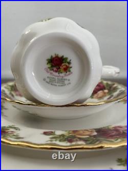 Royal Albert Old Country Roses 4 Piece Setting Bone China Dinnerware
