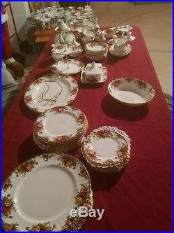 Royal Albert Old Country Roses 60Pc Set, Service for 8 Plus Many Serving Pieces