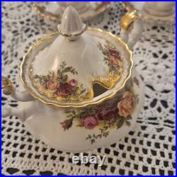 Royal Albert Old Country Roses 6 Cups with Saucers, Sugar Bowl & Dairy Bowl