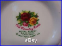 Royal Albert Old Country Roses 6 X Soup Coupes & Stands 1st 1962 England