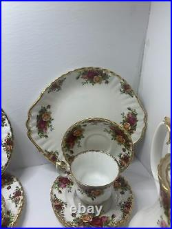 Royal Albert Old Country Roses 6 place setting 35 Piece(4 Persons Immaculate)