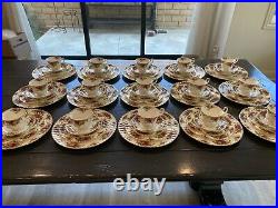 Royal Albert Old Country Roses 75 Piece 15 Place Setting Bone China