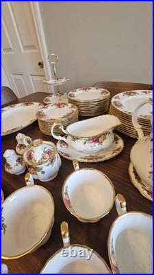 Royal Albert Old Country Roses 80 Piece Set 12 Place Settings Royal Albert Old Country Roses 80 Piece Set 12 Place Settings