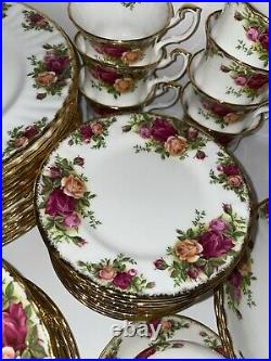 Royal Albert Old Country Roses 82 PcsService For 15Vintage English Bone China