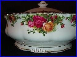 Royal Albert Old Country Roses 8 7/8 Inch Round Serving Bowl 1962 Pristine New