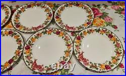 Royal Albert Old Country Roses 8 Christmas Wreath Salad Plates Htf