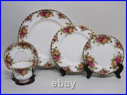 Royal Albert Old Country Roses 8 Dinner Plates ©1963 England Bone Excellent Royal Albert Old Country Roses 8 Dinner Plates ©1963 England Bone Excellent