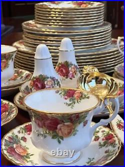 Royal Albert Old Country Roses 8 place dinner service, 5 teacups, saucers & more Royal Albert Old Country Roses 8 place dinner service, 5 teacups, saucers & more