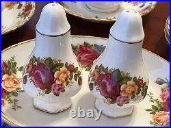 Royal Albert Old Country Roses 8 place dinner service, 5 teacups, saucers & more Royal Albert Old Country Roses 8 place dinner service, 5 teacups, saucers & more