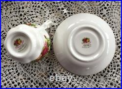 Royal Albert Old Country Roses 9 Pc Completer Tea Set-teacups-saucers-tray/plate