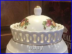 Royal Albert Old Country Roses Biscuit Cookie Jar Limited Ed. Signed M Doulton