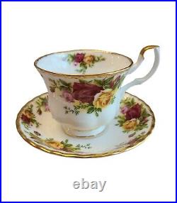 Royal Albert Old Country Roses Bone China 1962 5 Piece Place Setting Set Of 4