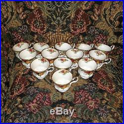 Royal Albert Old Country Roses Bone China, 1962 72 Pieces, Never Used Royal Albert Old Country Roses Bone China, 1962 72 Pieces, Never Used