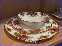 Royal Albert Old Country Roses Bone China 20pc. Set Service for 4