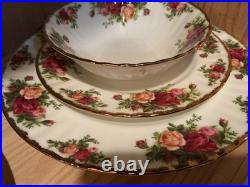 Royal Albert Old Country Roses Bone China 20pc. Set Service for 4