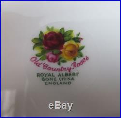 Royal Albert'Old Country Roses' Bone China 44 Piece Tea Set With Floral Detail