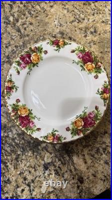 Royal Albert Old Country Roses Bone China 5 Piece Setting England 1962 Vintage