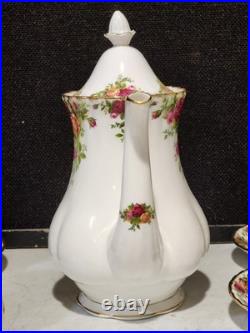 Royal Albert Old Country Roses Bone China Coffee 8- Tea Set Cup Saucer