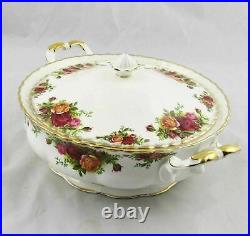 Royal Albert Old Country Roses Bone China Covered Round Serving Bowl England