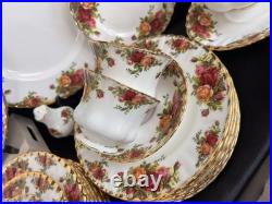 Royal Albert Old Country Roses Bone China Dinner For 8 with serving's