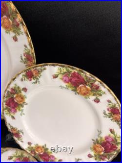 Royal Albert Old Country Roses Bone China Dinner For 8 with serving's