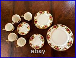 Royal Albert Old Country Roses Bone China Dinner Set Cup/Saucer/Plates 1962 26pc