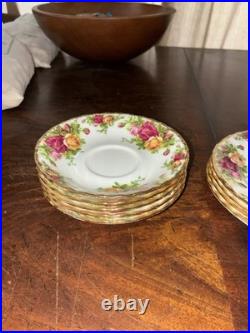 Royal Albert Old Country Roses Bone China Dinner Set Cup/Saucer/Plates 1962 26pc
