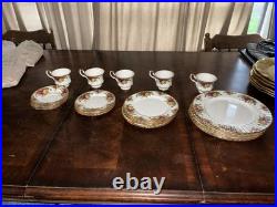 Royal Albert Old Country Roses Bone China Dinner Set Cup/Saucer/Plates 1962 26pc