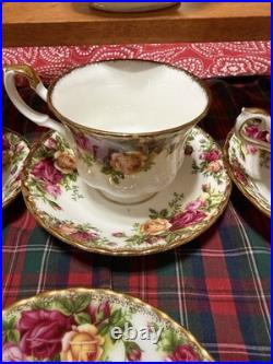 Royal Albert Old Country Roses Bone China Dinner Set Teapot Cups Plates 1982