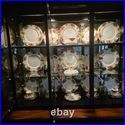 Royal Albert Old Country Roses Bone China Plate Floral Gold Trim England 1962