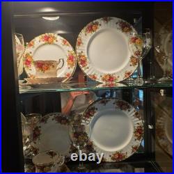 Royal Albert Old Country Roses Bone China Plate Floral Gold Trim England 1962