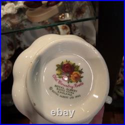 Royal Albert Old Country Roses Bone China Plate Floral Gold Trim England 1962