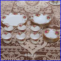 Royal Albert Old Country Roses Bone China Set Cup Saucer Plate Bowl England 1962