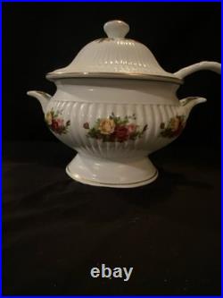 Royal Albert Old Country Roses Bone China Soup Tureen with Lid & Ladle