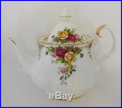Royal Albert Old Country Roses Bone China Teapot with Lid 6 Cups