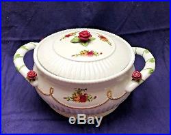 Royal Albert Old Country Roses COVERED SERVING DISH
