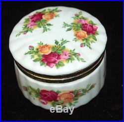 Royal Albert Old Country Roses Carriage Clock, Pill Box, Floral Teapot S7820