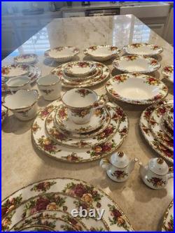 Royal Albert Old Country Roses China 60 Pieces