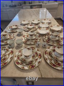 Royal Albert Old Country Roses China 60 Pieces